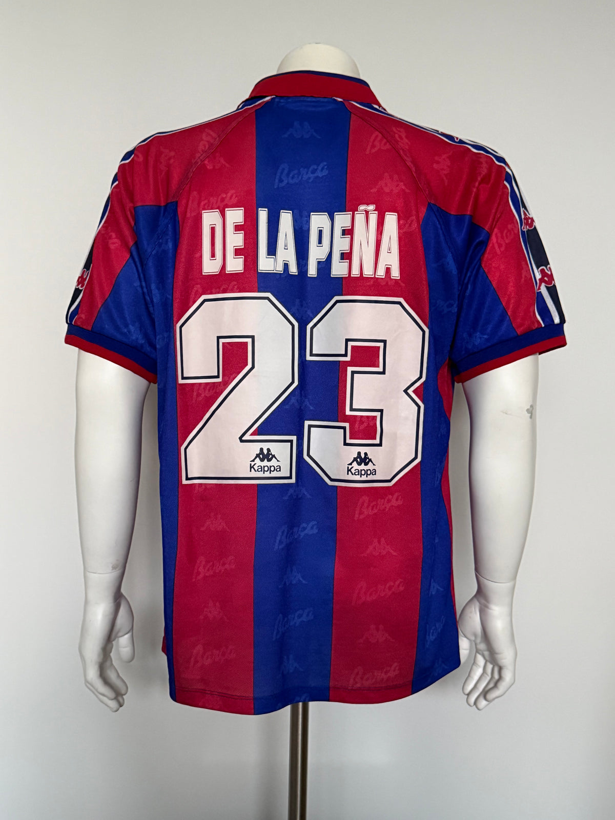 Barcelona shirt 1995-1996 nm23 de la Pena